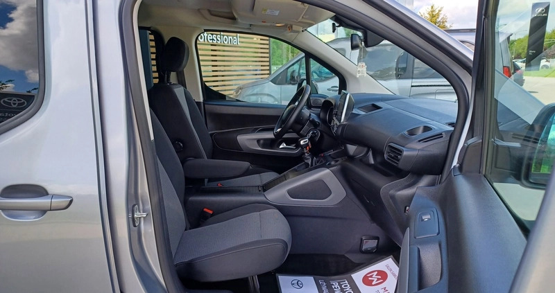 Toyota Proace City Verso cena 135900 przebieg: 11793, rok produkcji 2022 z Kleczew małe 596